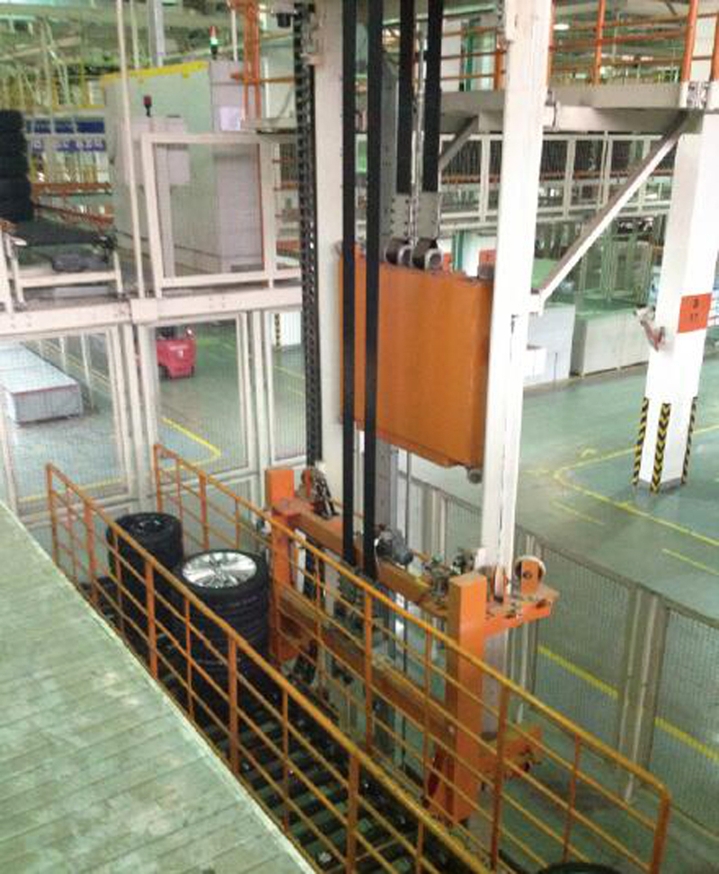 वर्टिकल एलेवेटर