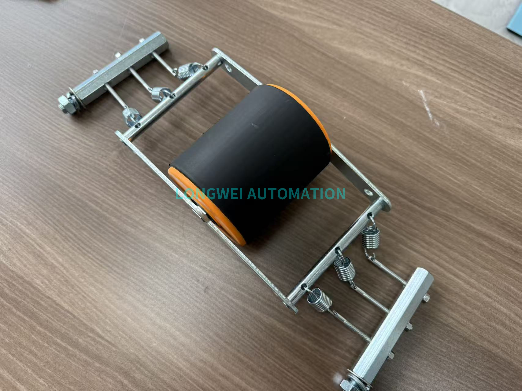 ग्रेविटी पैलेट्स फ्लो रैक के लिए 1000 किग्रा-1500 किग्रा बाहरी ब्रेक रोलर