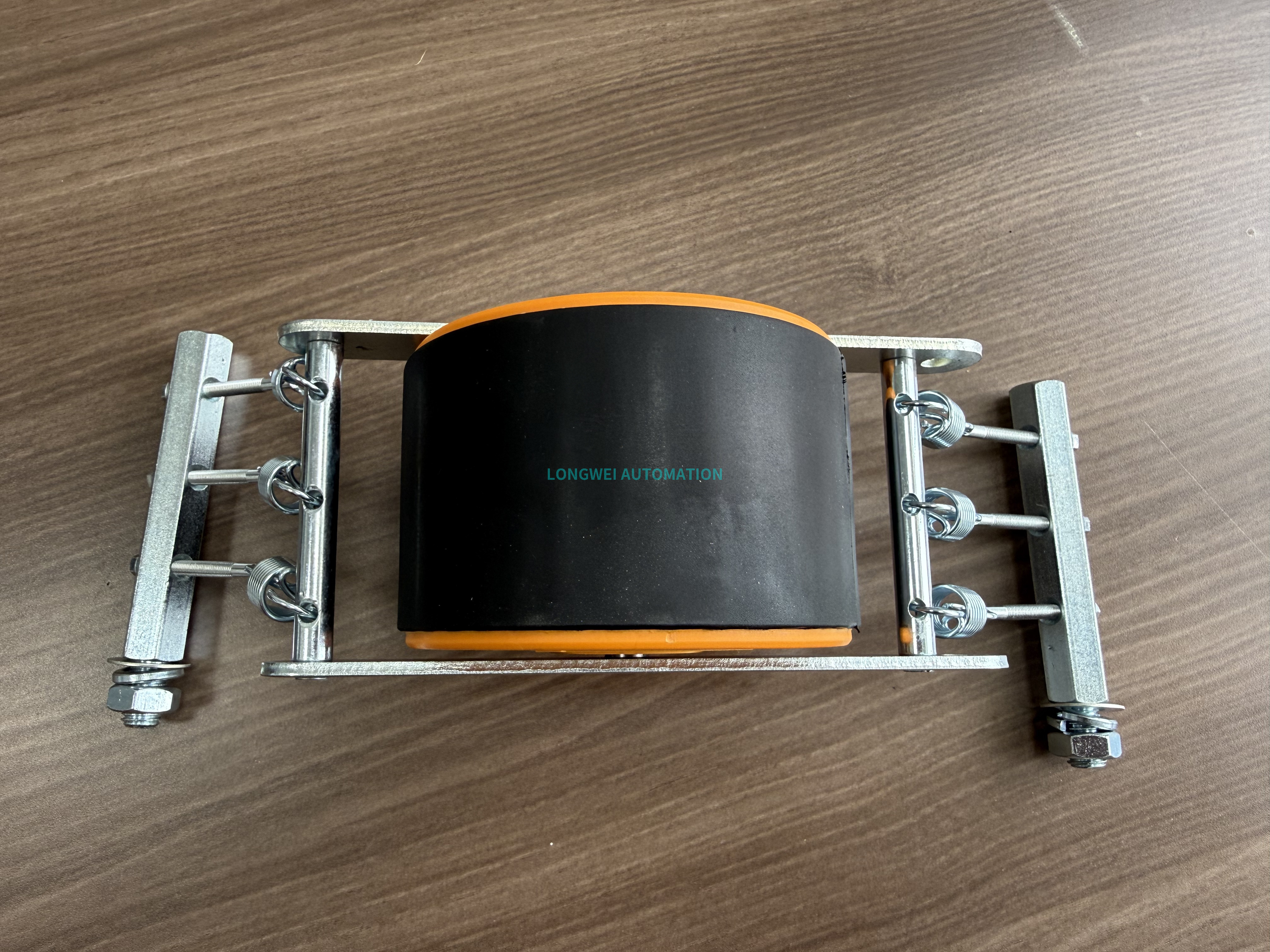 ग्रेविटी पैलेट्स फ्लो रैक के लिए 200 किग्रा-1000 किग्रा बाहरी ब्रेक रोलर