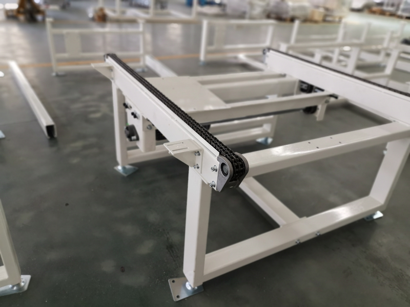 चेन कन्वेयर